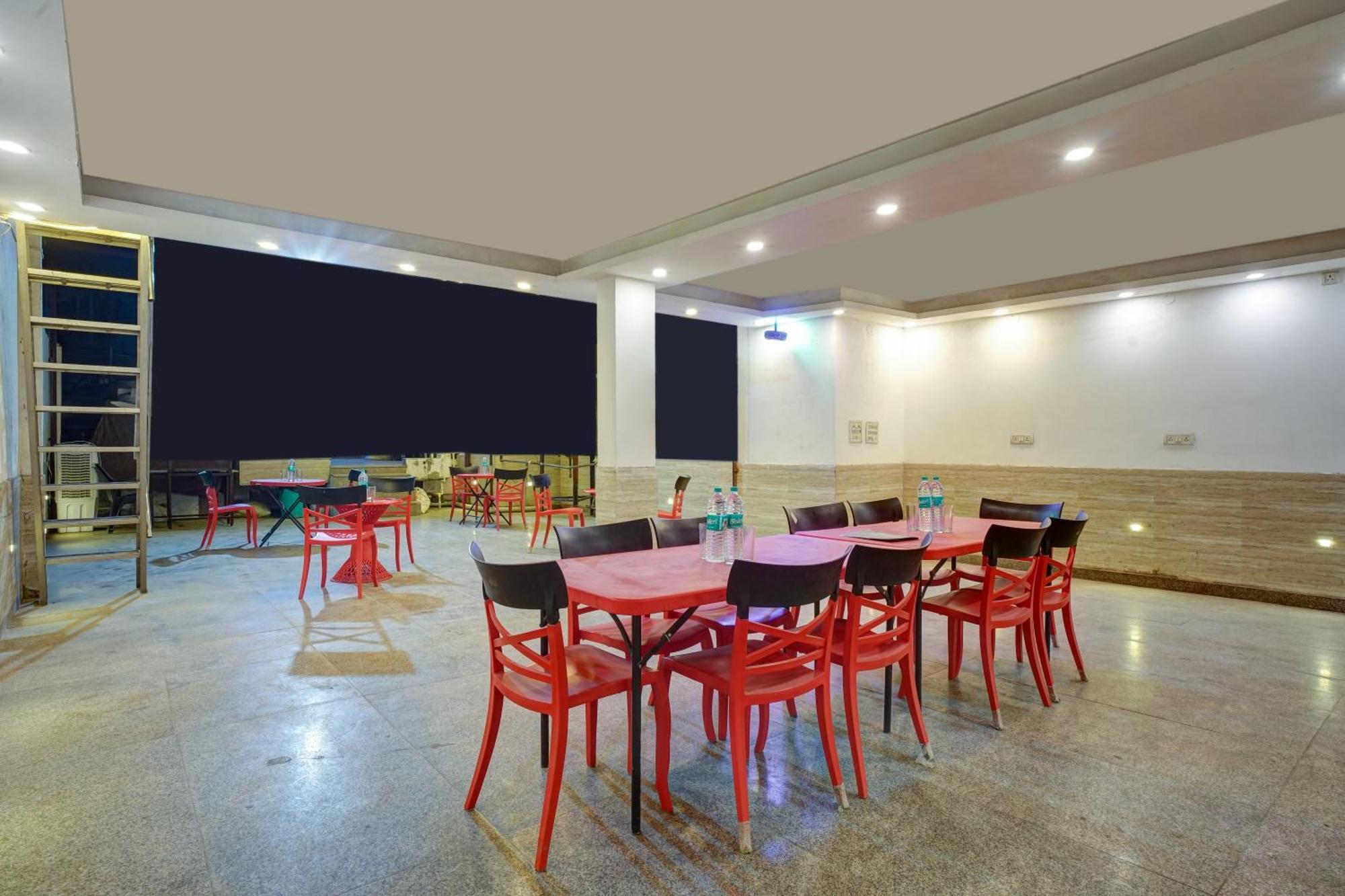 The Hindustan International - Traveller'S Choice Award 2025 Best Of Best Winning Hotel Új-Delhi Kültér fotó