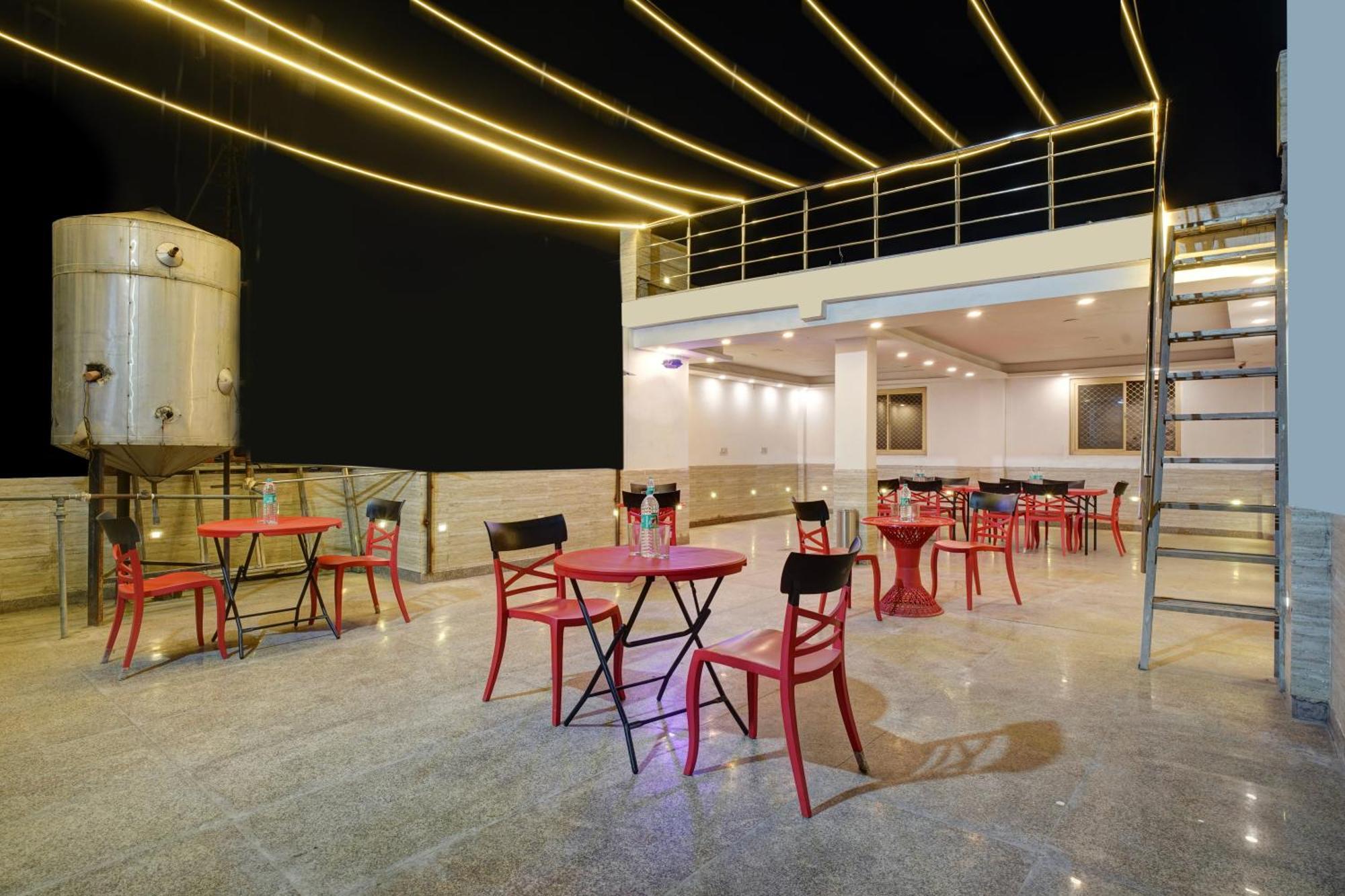 The Hindustan International - Traveller'S Choice Award 2025 Best Of Best Winning Hotel Új-Delhi Kültér fotó