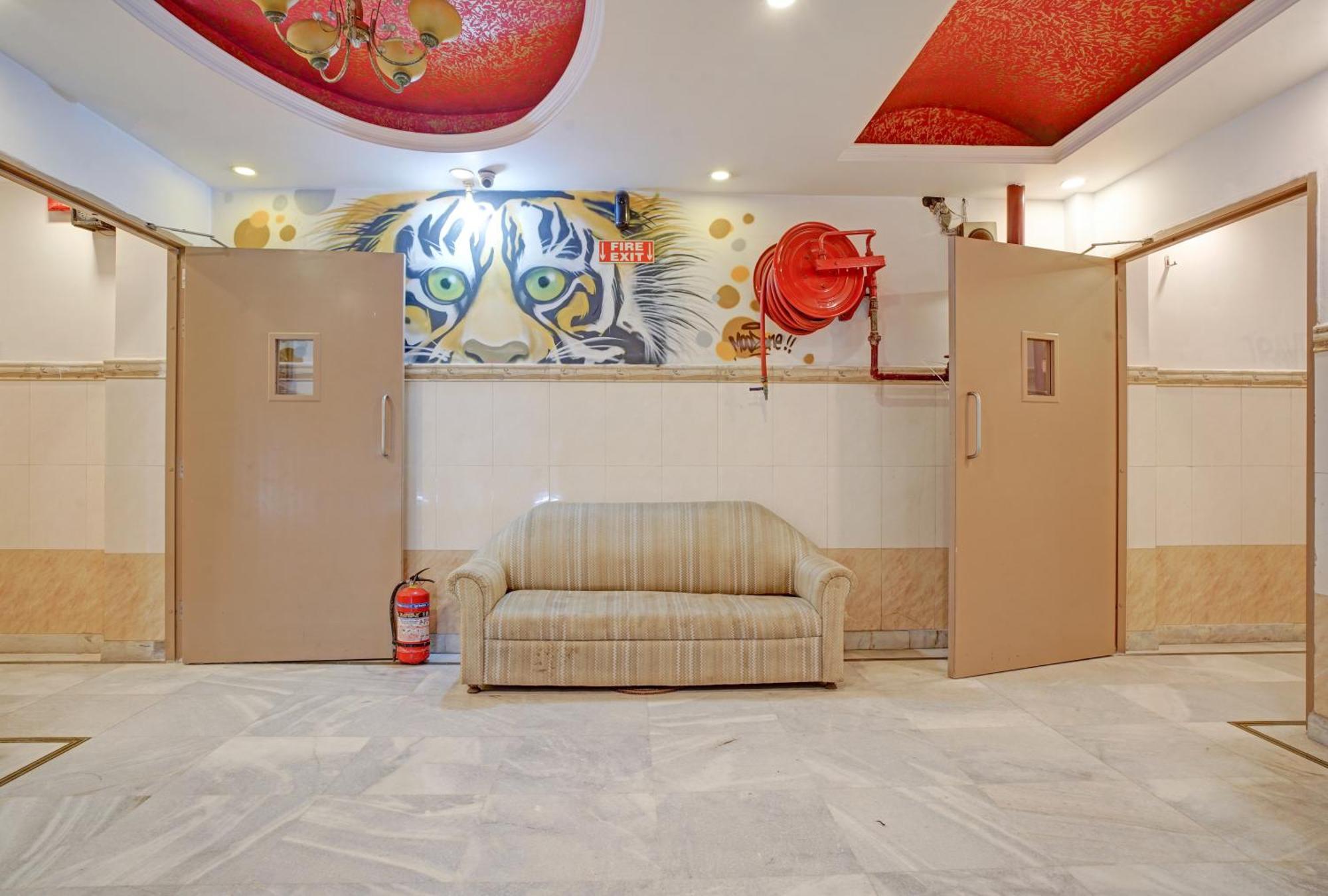 The Hindustan International - Traveller'S Choice Award 2025 Best Of Best Winning Hotel Új-Delhi Kültér fotó