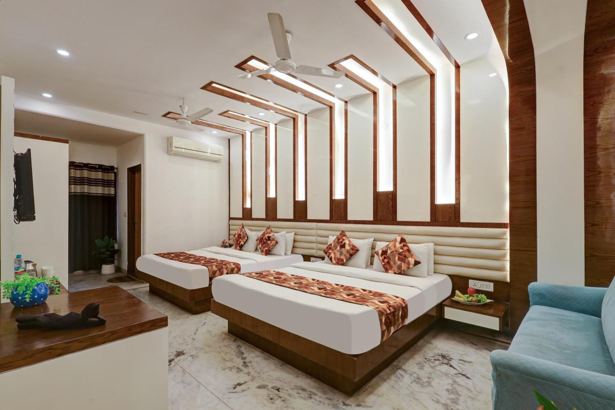 The Hindustan International - Traveller'S Choice Award 2025 Best Of Best Winning Hotel Új-Delhi Kültér fotó