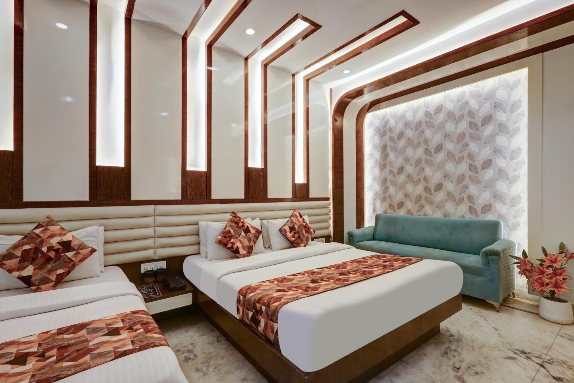 The Hindustan International - Traveller'S Choice Award 2025 Best Of Best Winning Hotel Új-Delhi Kültér fotó