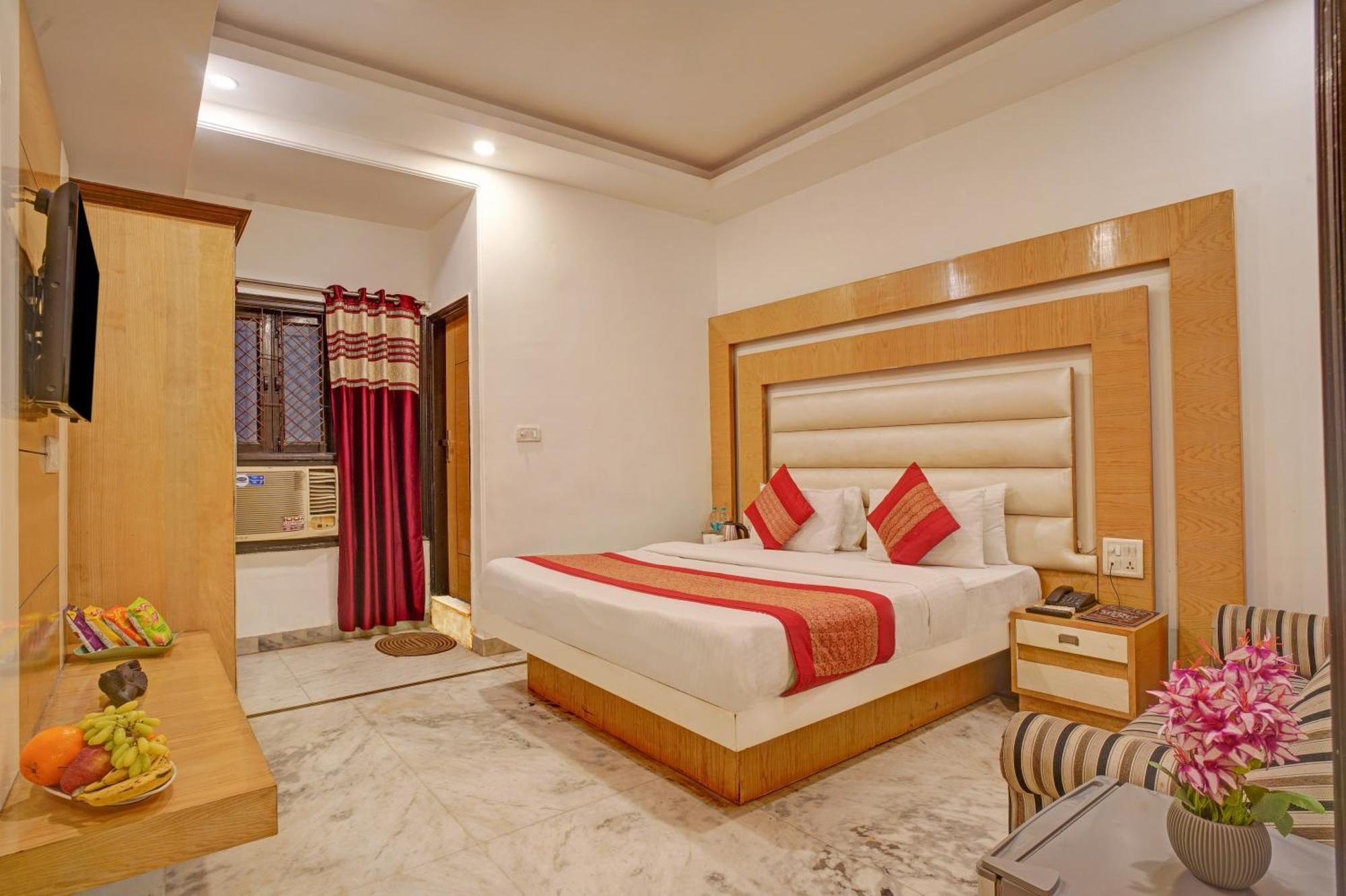 The Hindustan International - Traveller'S Choice Award 2025 Best Of Best Winning Hotel Új-Delhi Kültér fotó