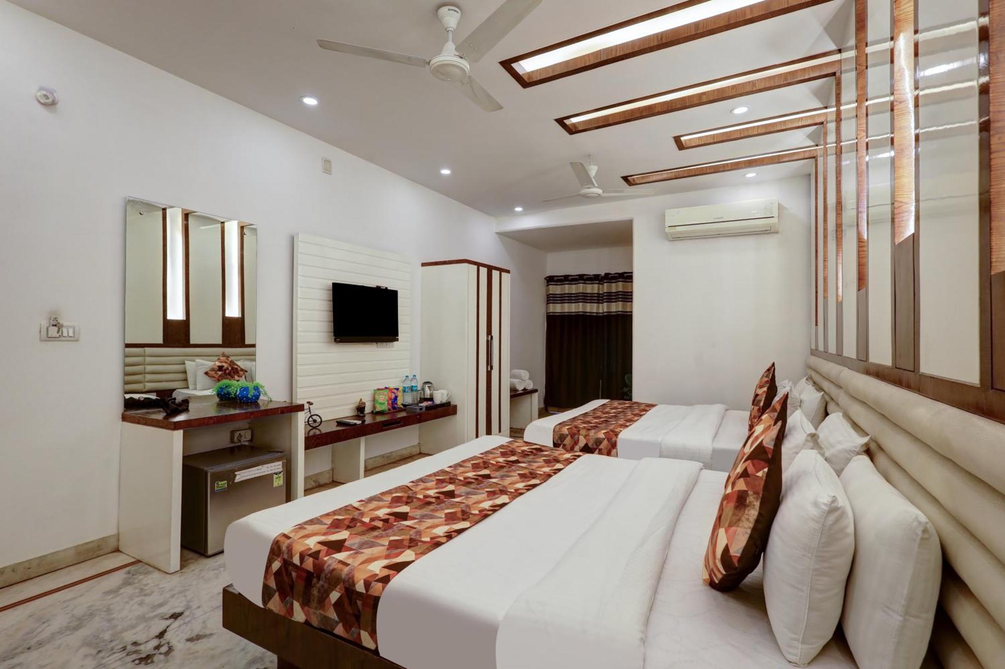 The Hindustan International - Traveller'S Choice Award 2025 Best Of Best Winning Hotel Új-Delhi Kültér fotó