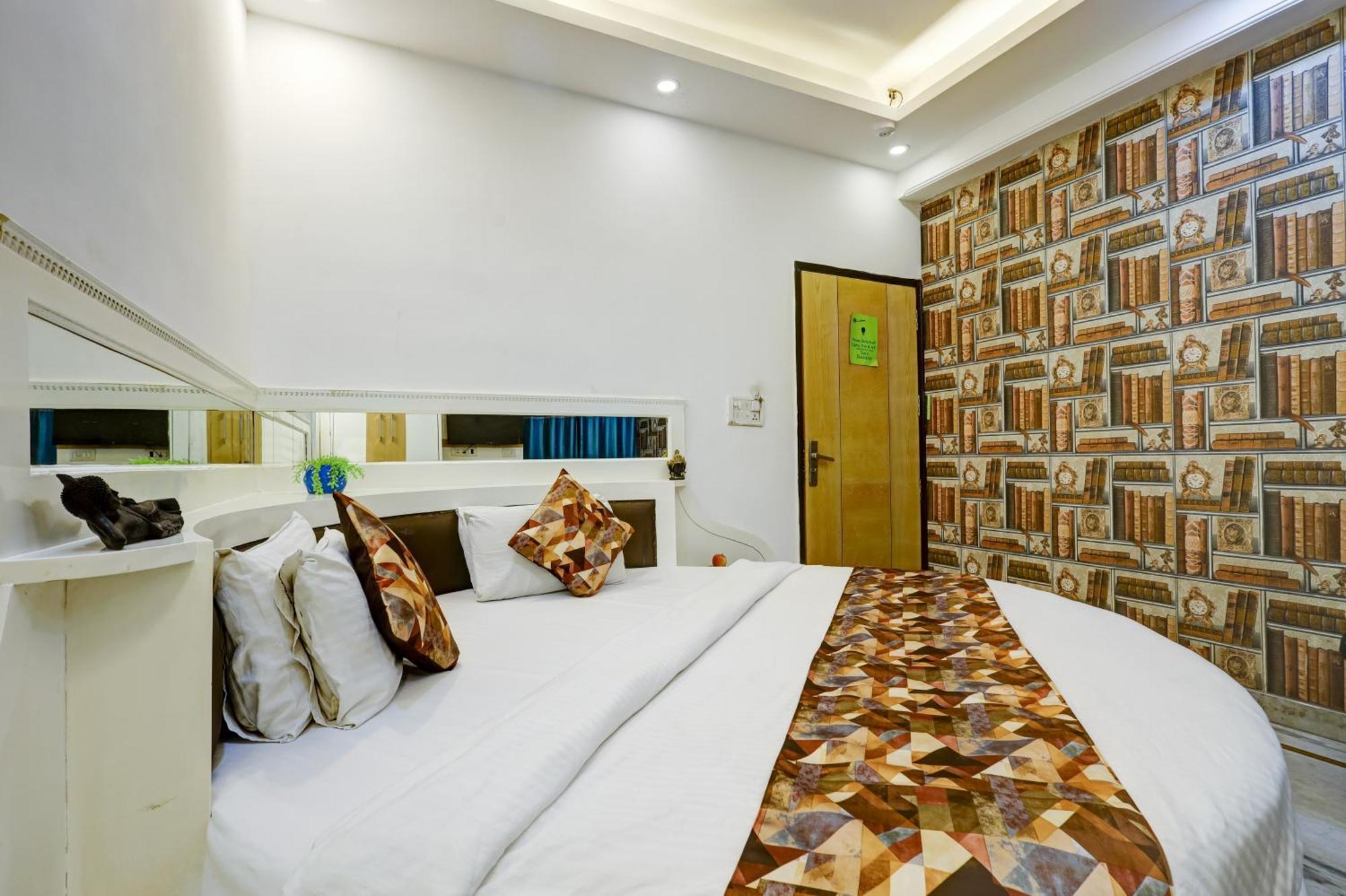 The Hindustan International - Traveller'S Choice Award 2025 Best Of Best Winning Hotel Új-Delhi Kültér fotó