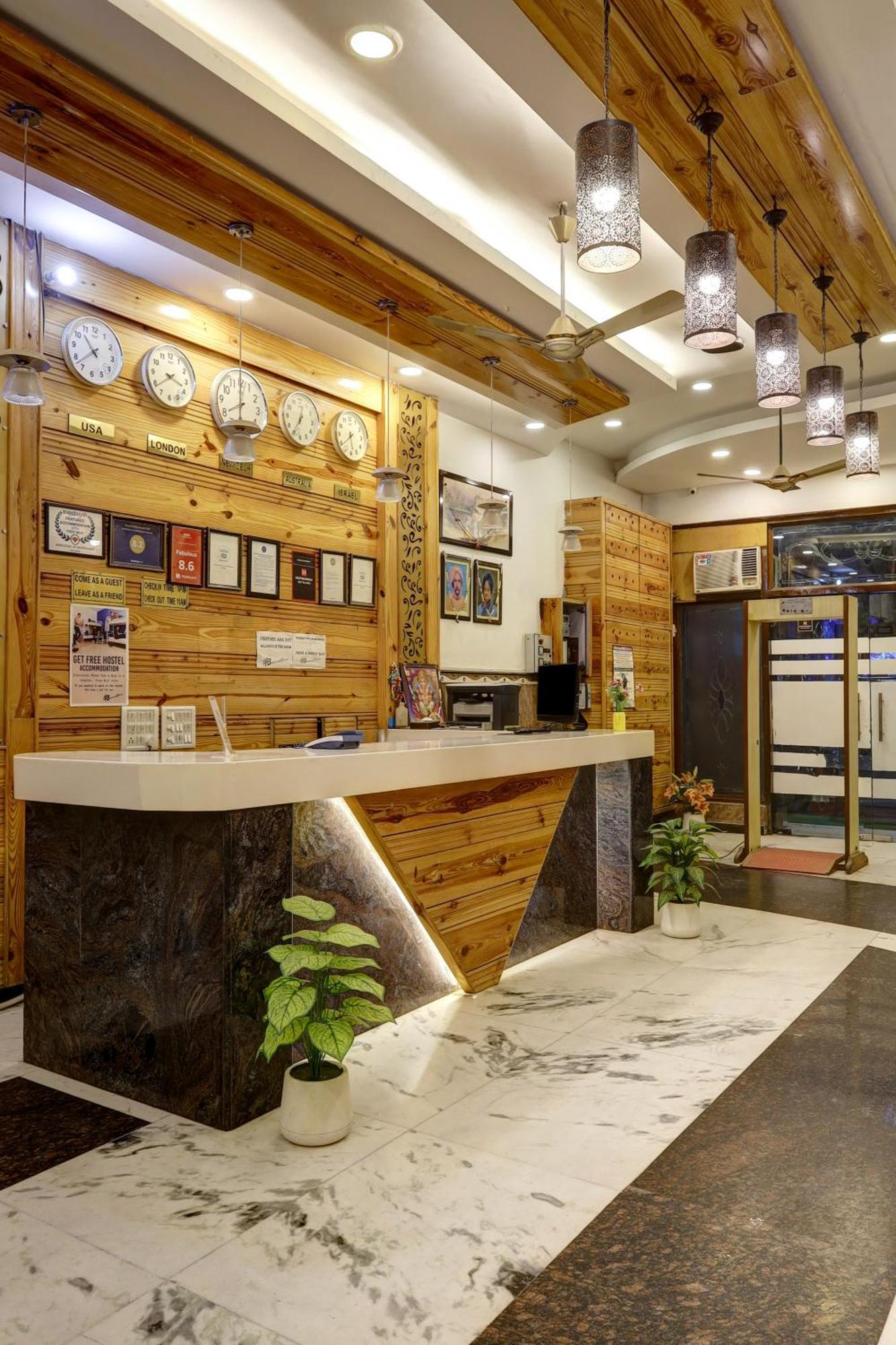 The Hindustan International - Traveller'S Choice Award 2025 Best Of Best Winning Hotel Új-Delhi Kültér fotó