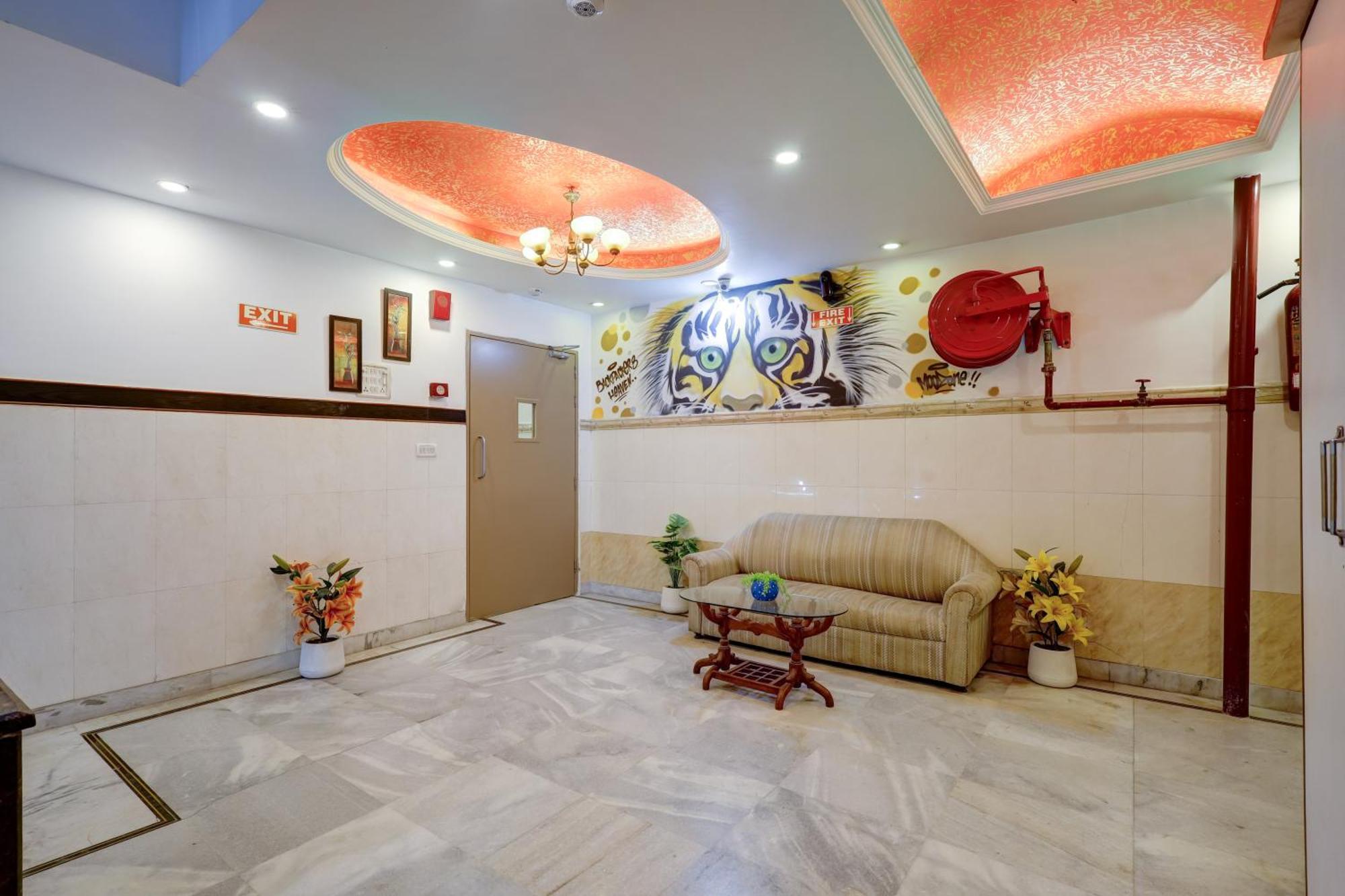 The Hindustan International - Traveller'S Choice Award 2025 Best Of Best Winning Hotel Új-Delhi Kültér fotó