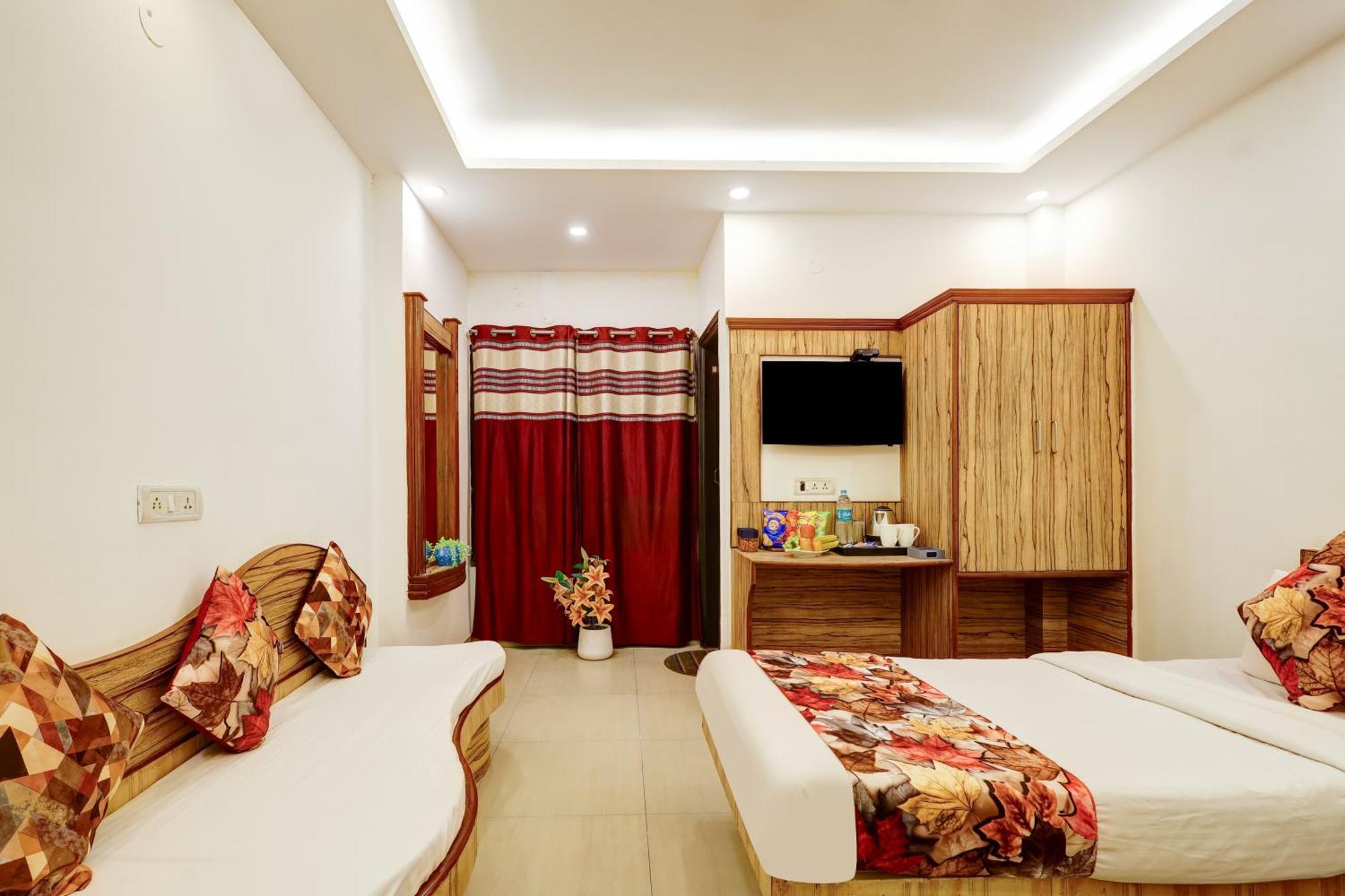 The Hindustan International - Traveller'S Choice Award 2025 Best Of Best Winning Hotel Új-Delhi Kültér fotó